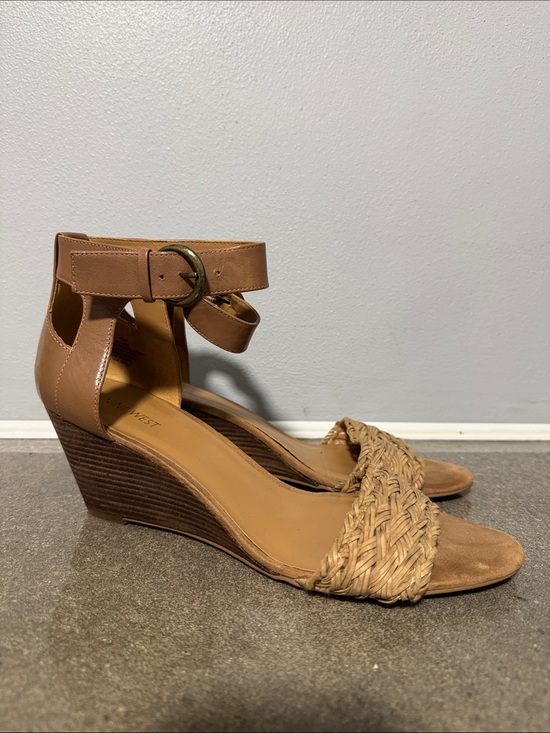 Nine West Shoes - Nine West wedge sandals size 12